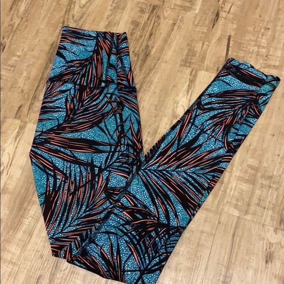 Lululemon Wunder Under leggings & Energy Bra - Picture 2 of 4